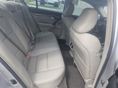 image 4 of interior