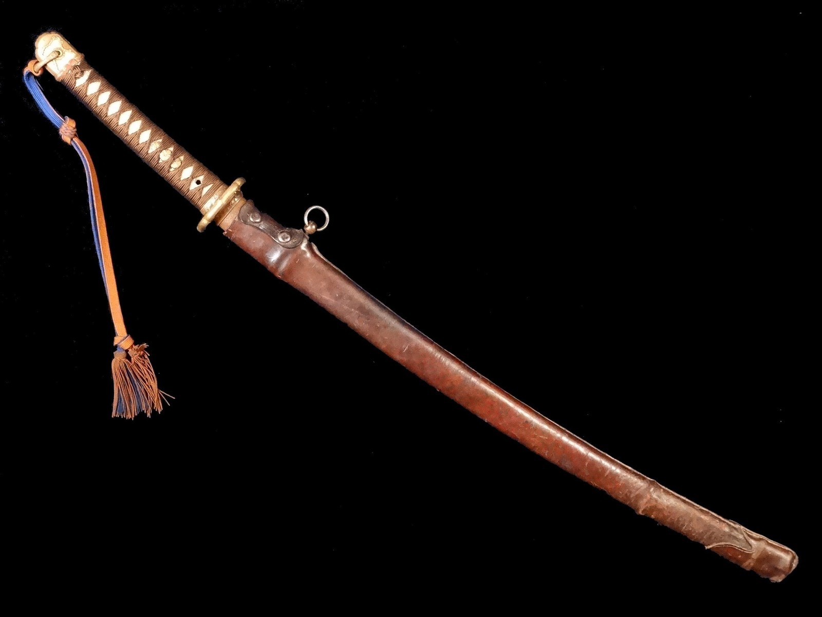 nice japanese army officer sword mounted with ancestral blade