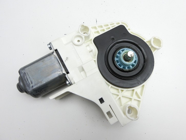 Audi Q3 8U 11-14 Fensterhebermotor Rechts Hinten Audi Q3 8U 11-14 25.04.2013 8K0959812A gebraucht Bild 5