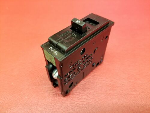 20 Amp GE General Electric Type TQL 1 Pole Circuit Breaker Same as Trumbull 20A