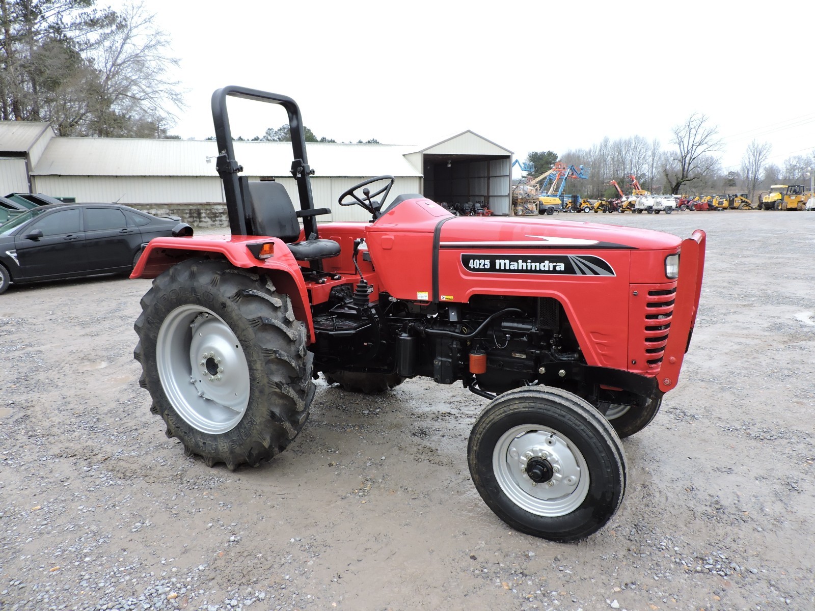 2013 MAHINDRA 4025 TRACTOR!!! - VERY GOOD CONDITION - VERY LOW HOURS!!!