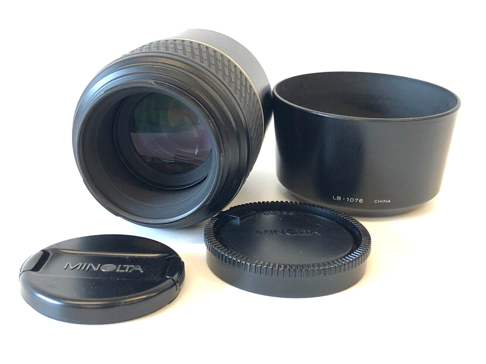 Minolta AF レンズ 100mm F2.8 Macro New Minolta AF 100mm F2.8 Macro