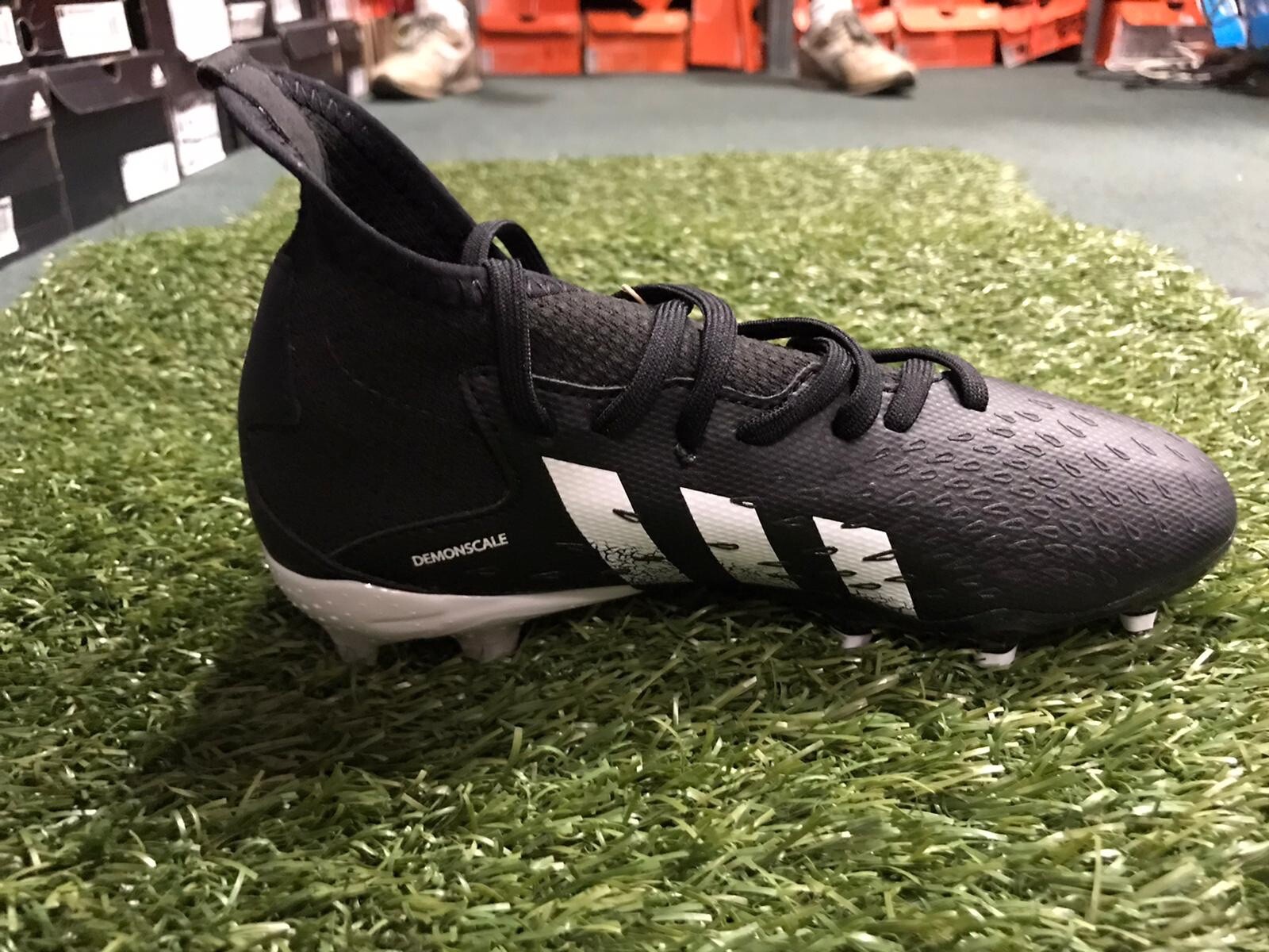 adidas demonscale cleats