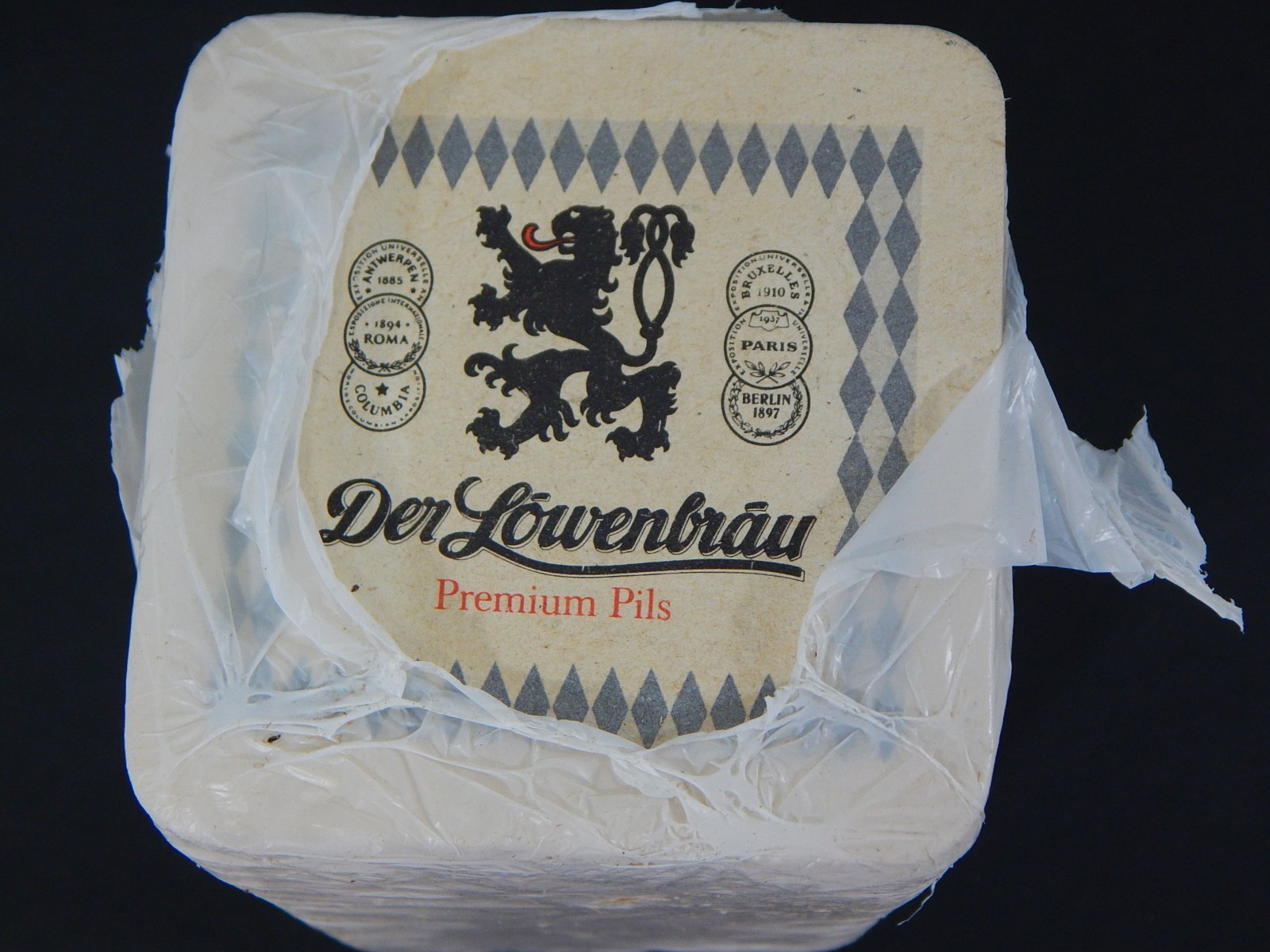 New Vintage Bar Beer Coasters Der Lowenbrau Premium Pils 100 pack? ML