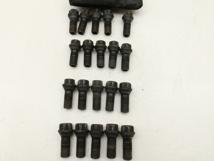 Kit wheel bolts Screw Bolt for BMW 1er 114i F20 11-15 - Bild 2