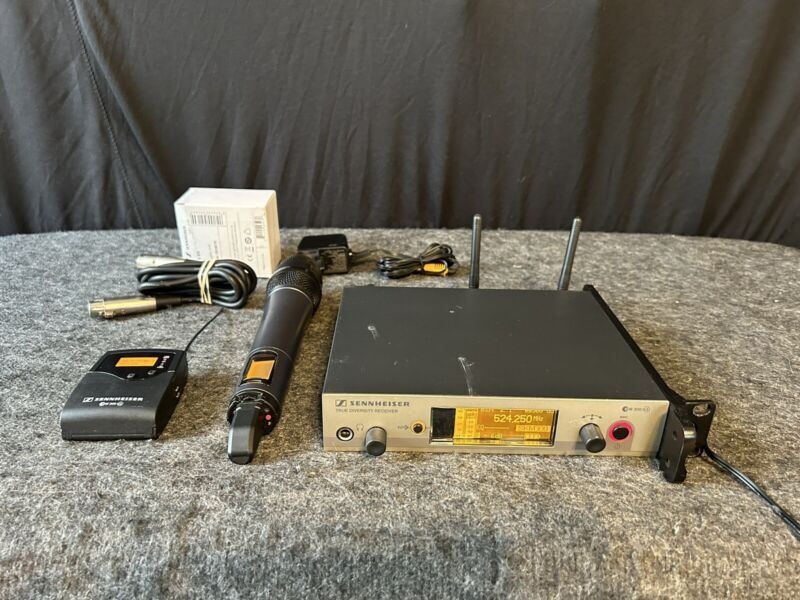 Sennheiser ew 300 G3 Wireless System - 516-558MHz Mic Bodypack and Receiver Set