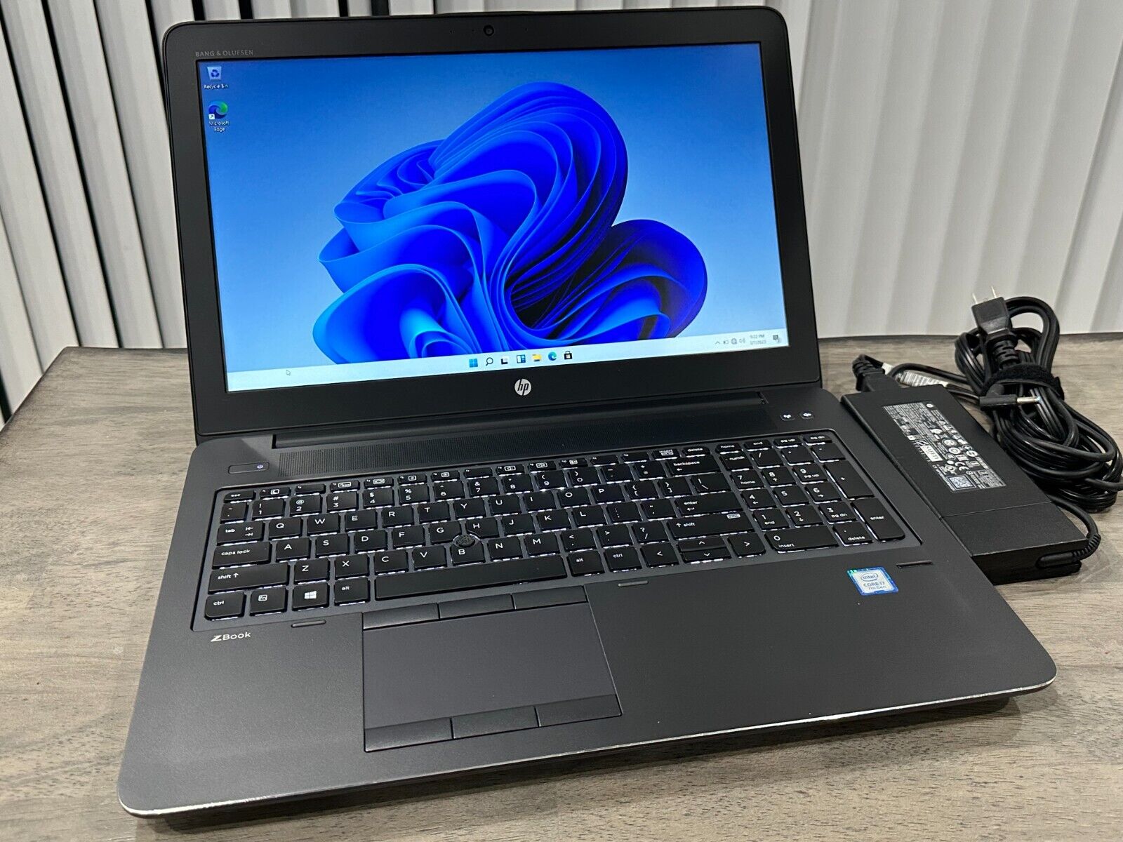 HP ZBOOK 15. G4 i7-7700HQ @ 512GB SSD 32GB RAM 2.8GHZ NVIDIA M22000 Win11 Pro HP ZBOOK 15. G4 i7-7700HQ @ 512GB SSD 32GB RAM 2.8GHZ NVIDIA M22000 Win11 Pro