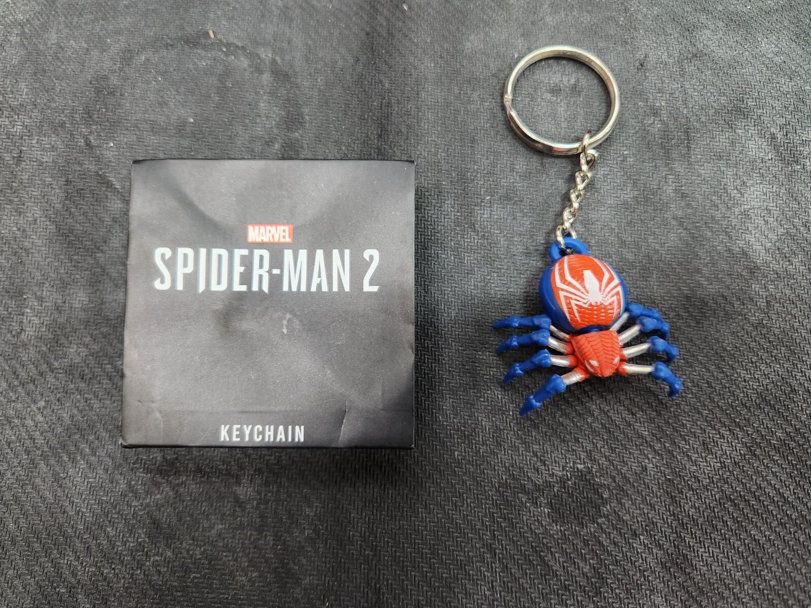 PS5 SpiderMan2 スパイダーマン2 非売品 キーチェーン&ステッカー Spider-Man 2 Keychain (Official/Brand New) Sony/Marvel