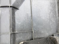 Toyota Avensis T25 06-08 Wasserabweiser Abdeckung für Schlossträger Toyota Avensis T25 06-08 28.03.2007 53795-05081... Vorschau 7