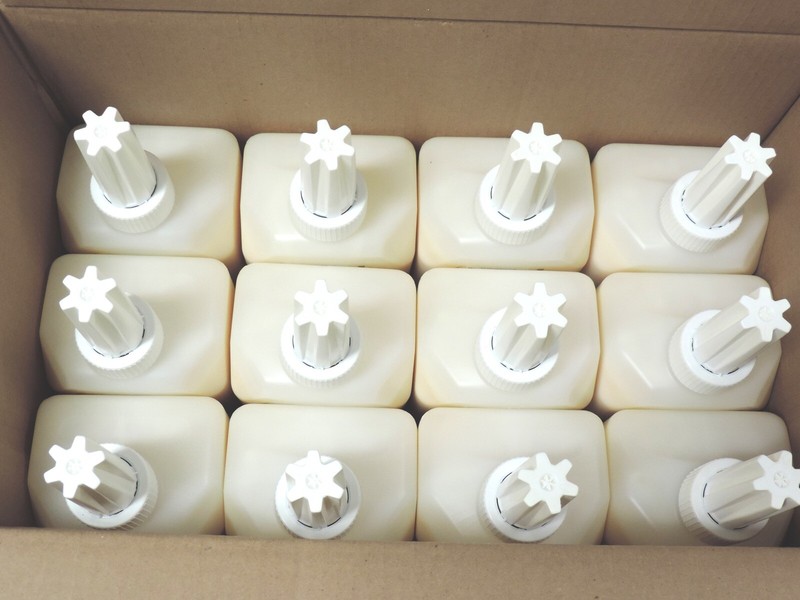 Steris Soft N Sure Skin Cleanser Soap Dispenser Refill Bottle 1119-87 Box of 12