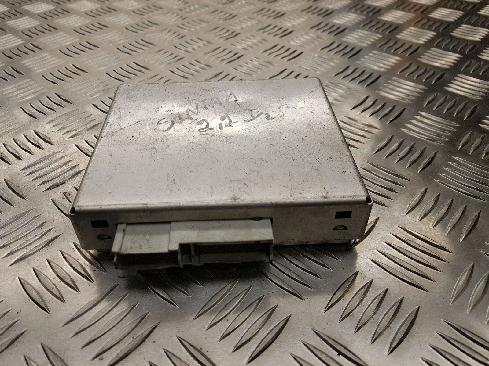 94 95 CHEVY CAMARO 5.7 Z28 FIREBIRD MODULE CONTROL ECU ECM