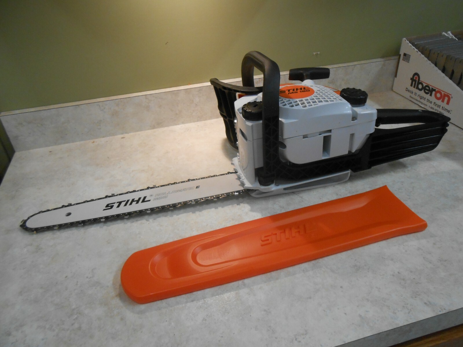 Stihl MS 180 Chain saw with 16