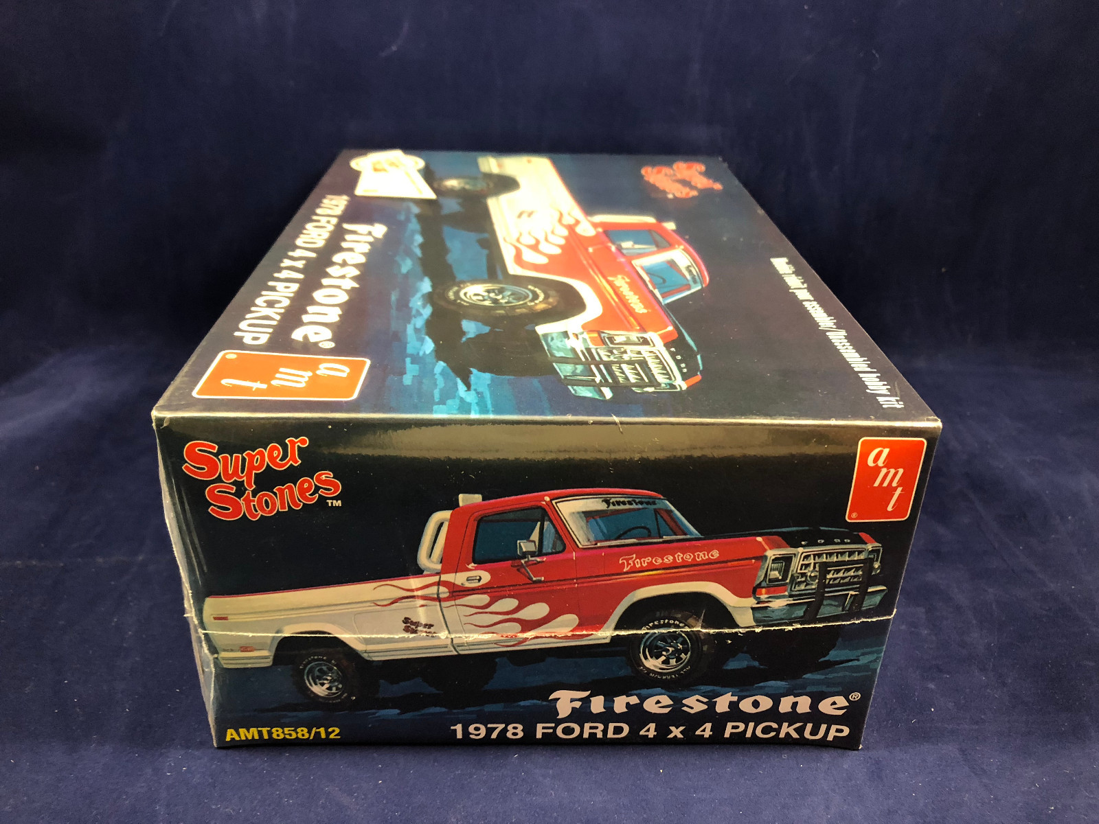 AMT Firestone 1978 Ford 4x4 Pickup 1:25 Scale Plastic Model Kit 858 New in Box