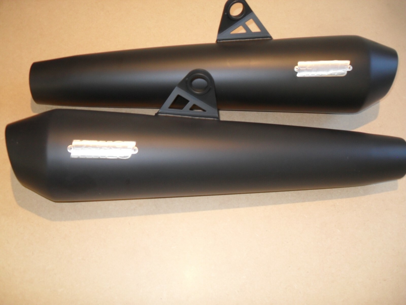 thruxton r vance and hines exhaust