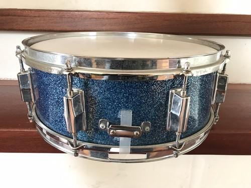 1970s MIJ Snare Drum Pearl Lugs Throw NICE Blue Sparkle