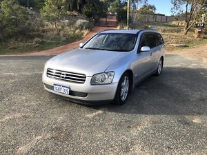 Stagea nissan 2003