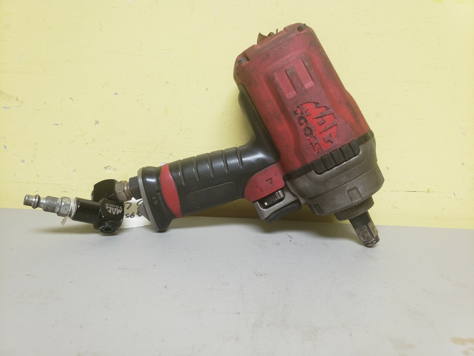 MAC Tools Air Impact Wrench (Model AWP050) W/AttatchmentのeBay公認海外通販｜セカイモン