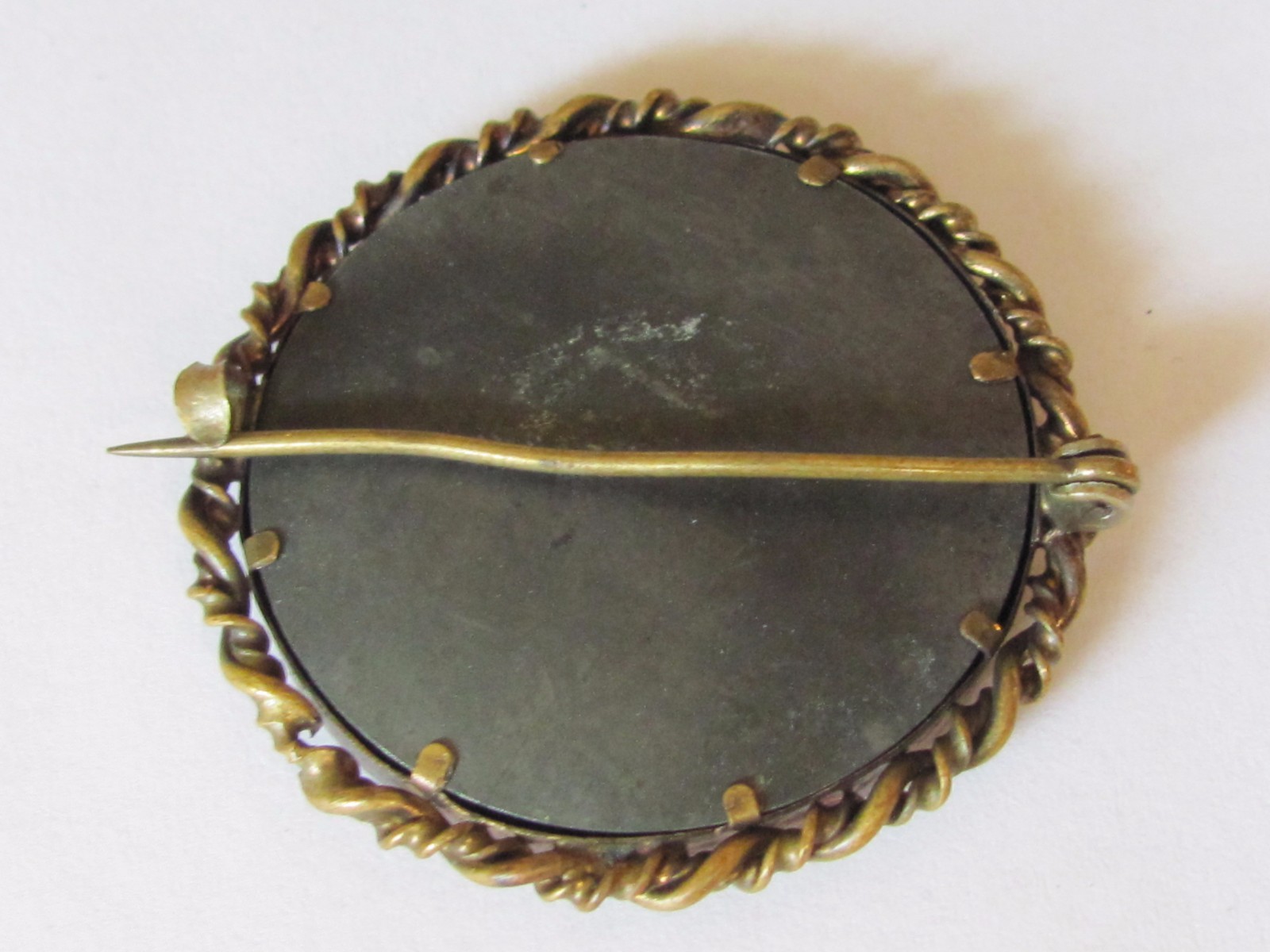 ANTIQUE FANCY  PHOTOGRAPH BROOCH PIN JEWELRY WOMEN COLLAR PIN