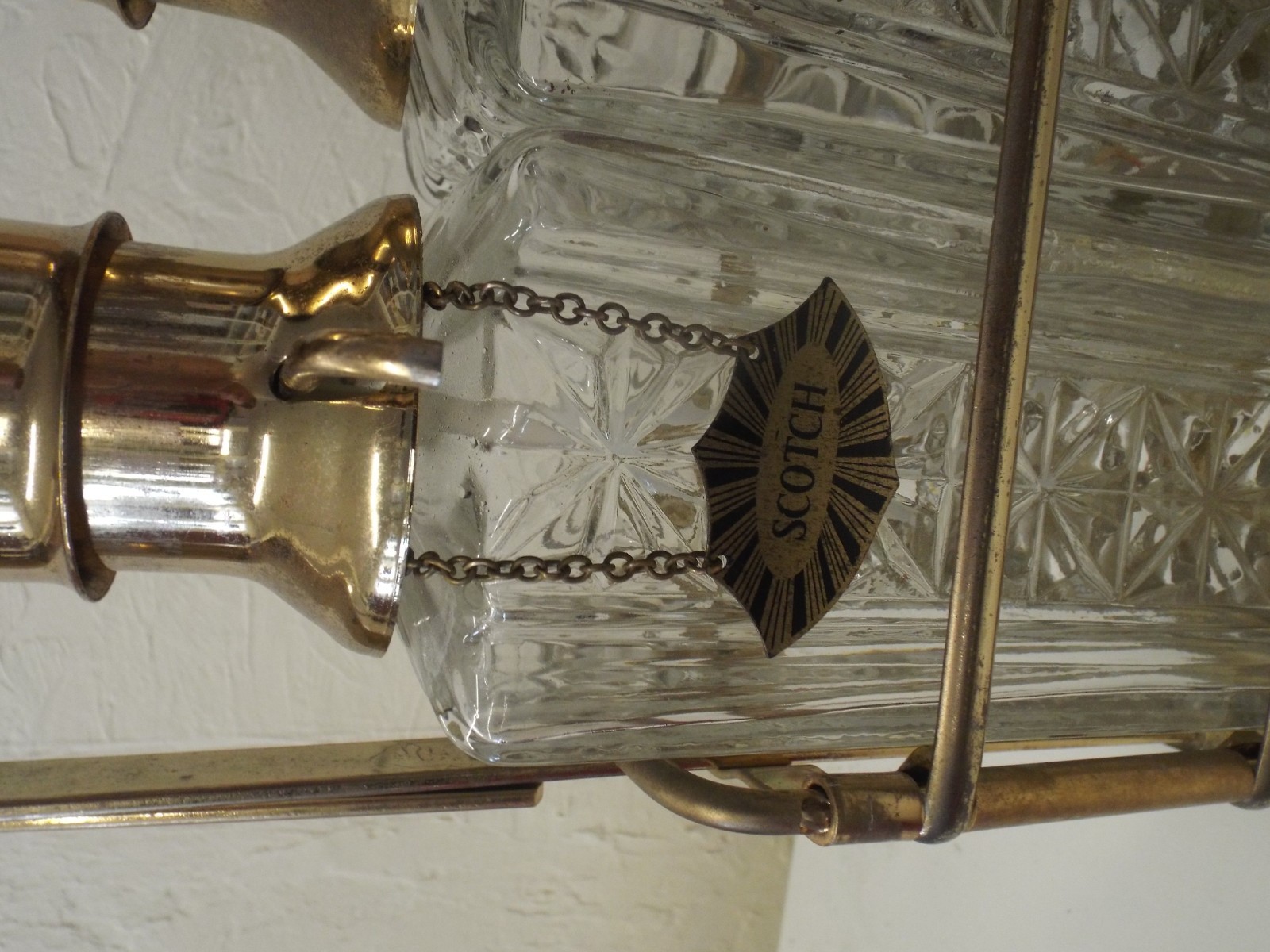 Triple liquor decanter