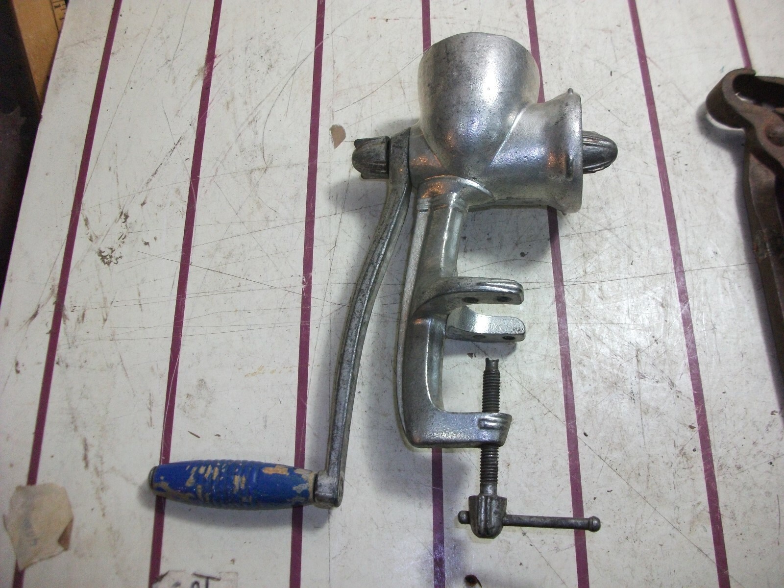 Vintage maid or honor  Meat Grinder Hand Crank Hardware & Mfg deer meat special