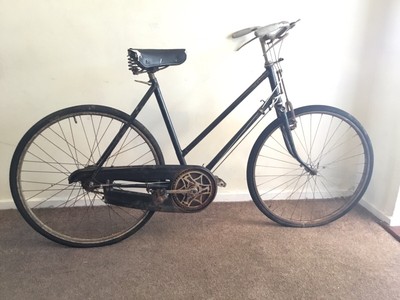 LADIES 1960 ROD BRAKE RALEIGH BIKE FOR RESTORING GARDEN FEATURE BISTRO MANCAVE