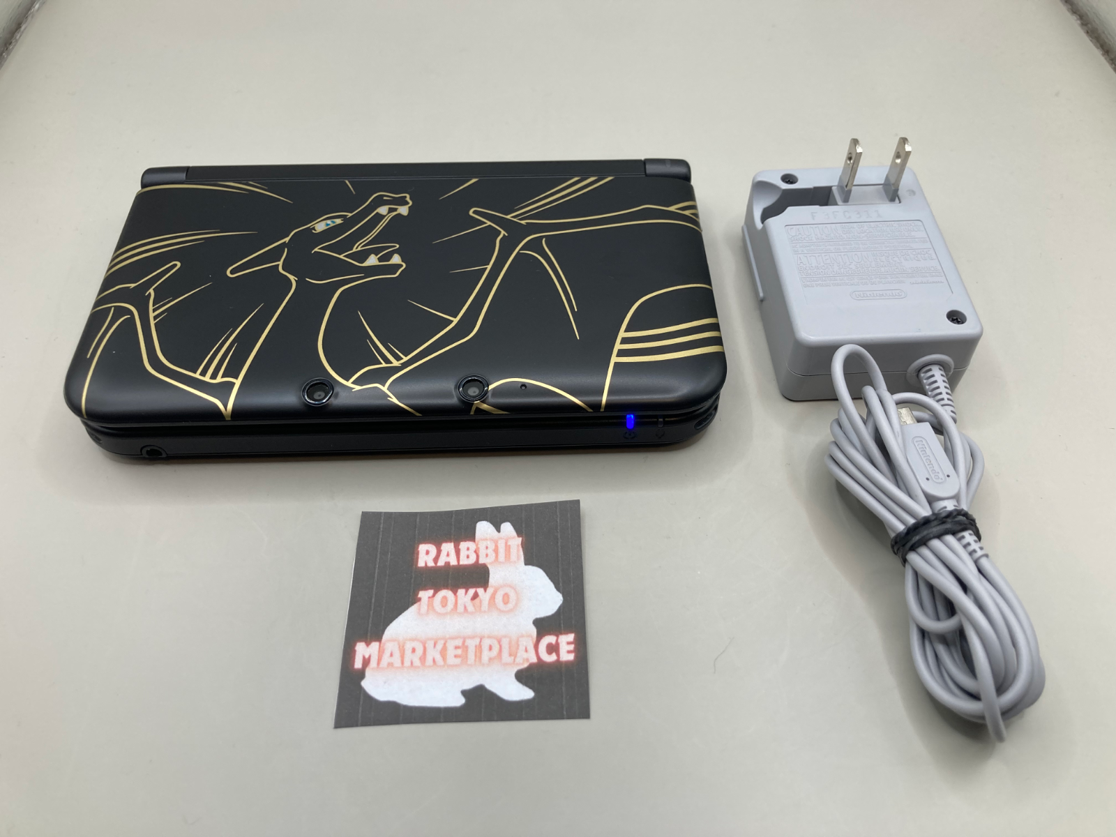 Nintendo 3DS LL XL Black Pokemon Center Charizard Edition Nintendo 3DS LL XL Black Pokemon Center Charizard Edition