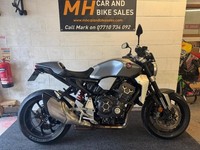 2019 Honda CB 1000R PLUS EDITION  Fsh 2 Owner Naked Motorcycle  Retro Petrol Man