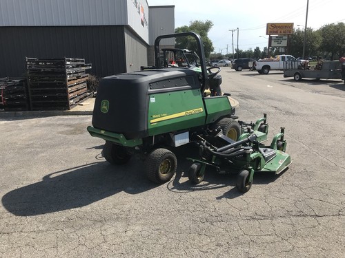 John Deere 1600 Turbo Series II Wide Area Mower