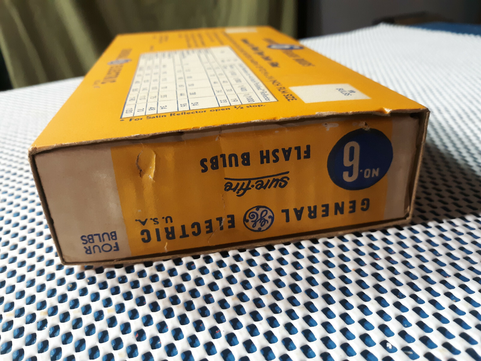 NOS GE General Electric Sure-Fire Flash Bulbs Number #6 - 1 Box of 12