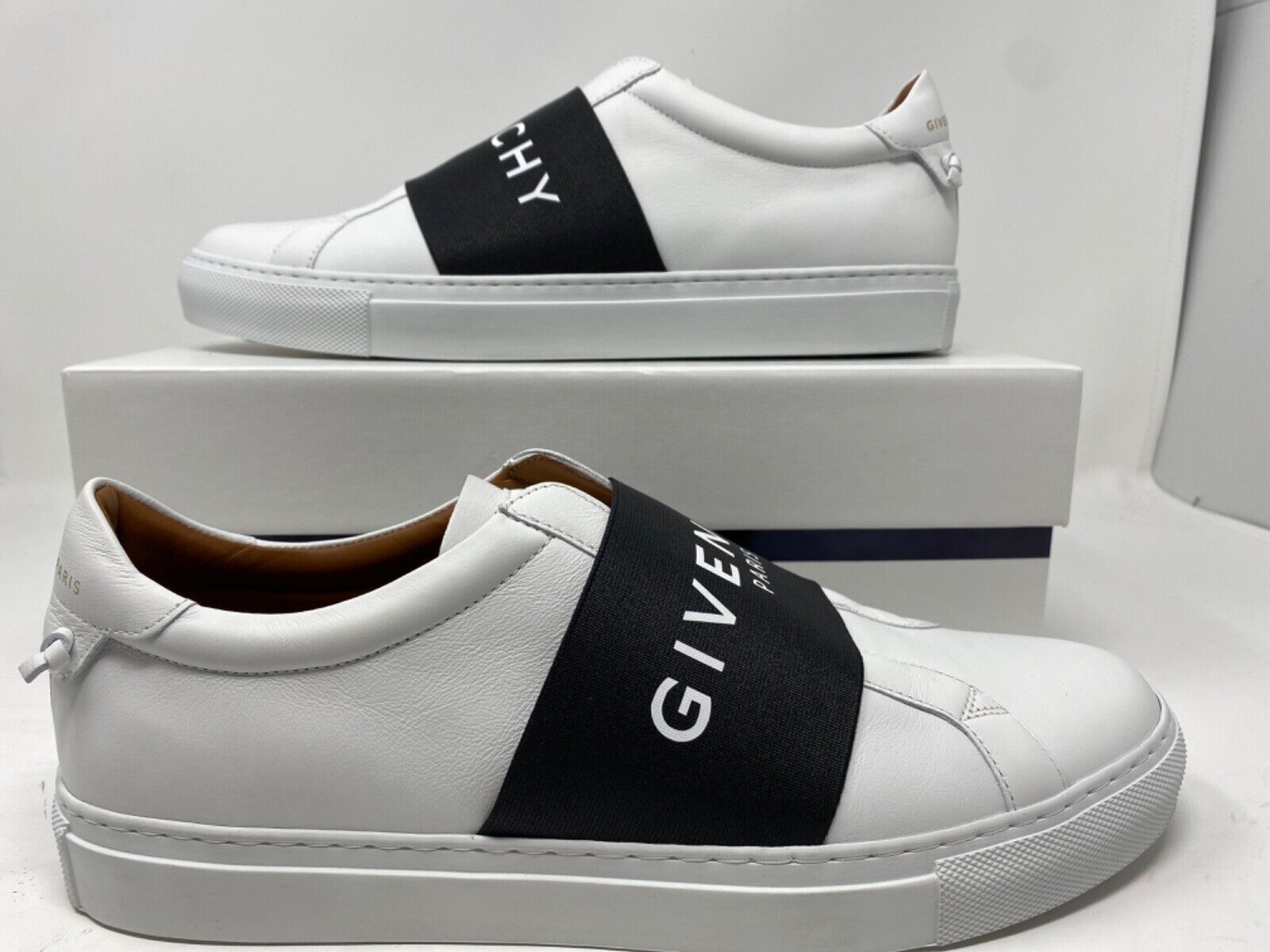 Givenchy Urban Street Logo Band Sneaker White Black EU 41 Givenchy Urban Street Logo Band Sneaker White Black EU 41