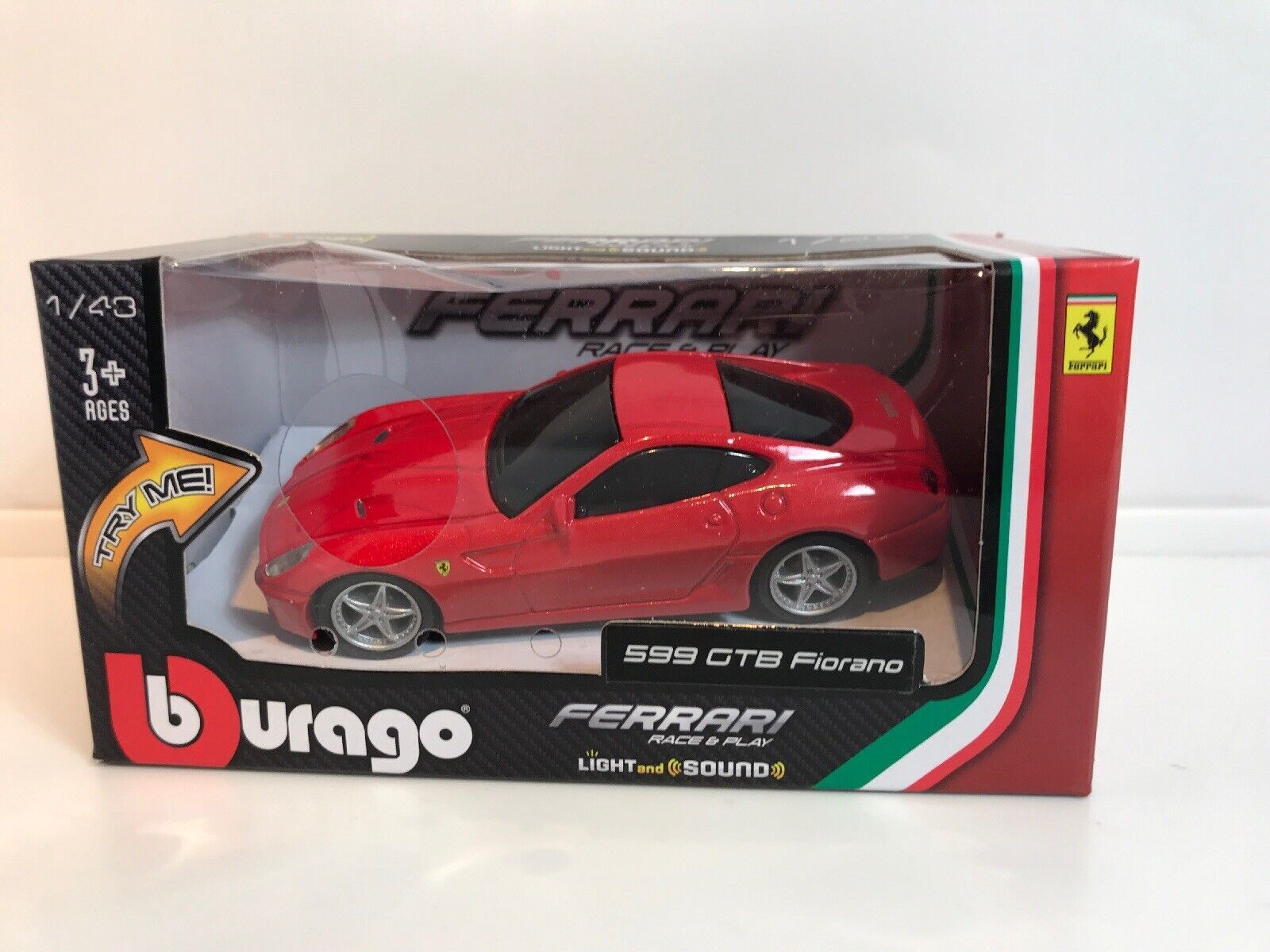 burago 1/43 Ferrari 599 GTO red フェラーリ Bburago 1:43 Ferrari 599 GTO red CK93808 model car CK93808