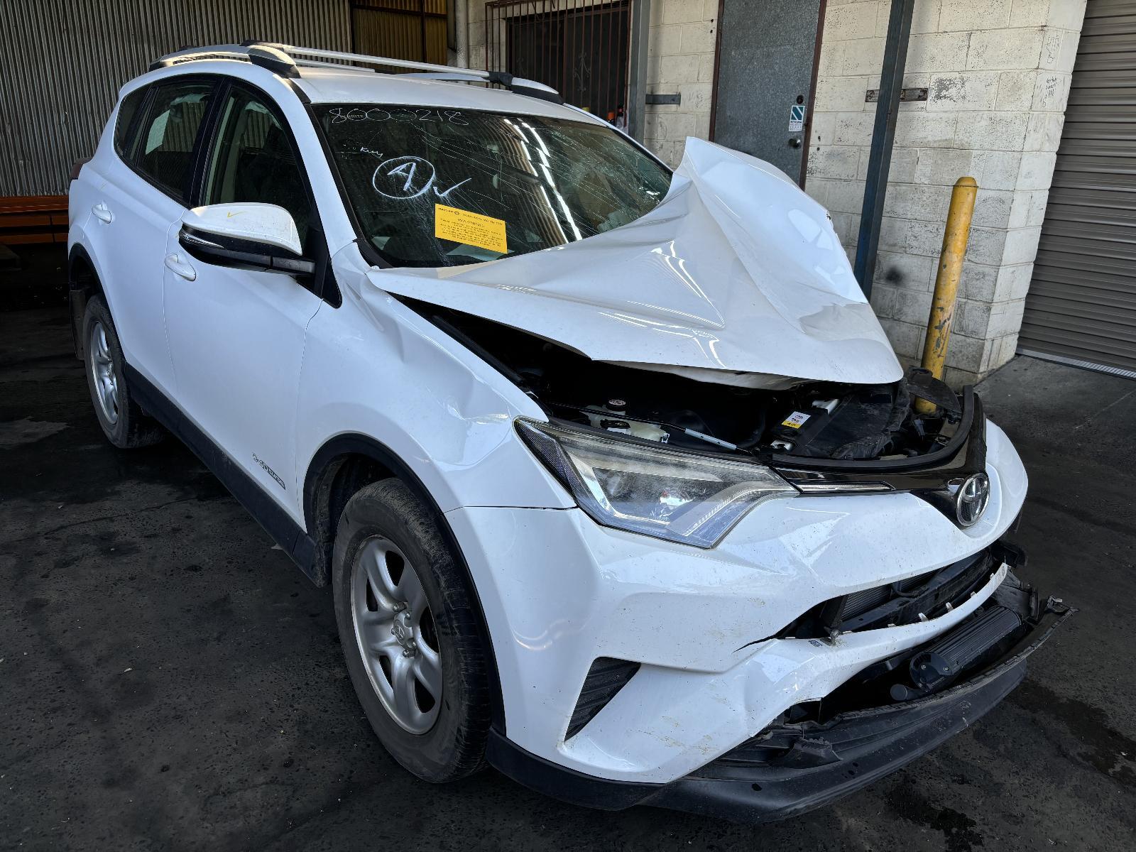 0 Toyota RAV4 RIGHT TAILLIGHT IN BODY XA40 10/15-12/18 15 16 17 18 image 4