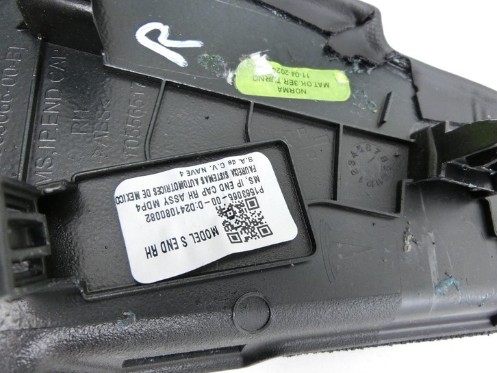 Tesla Model S Palladium 21-25 Blende für Armaturenbrett Abdeckung Rechts Tesla Model S Palladium 21-25 30.07.2024... Vorschau 4