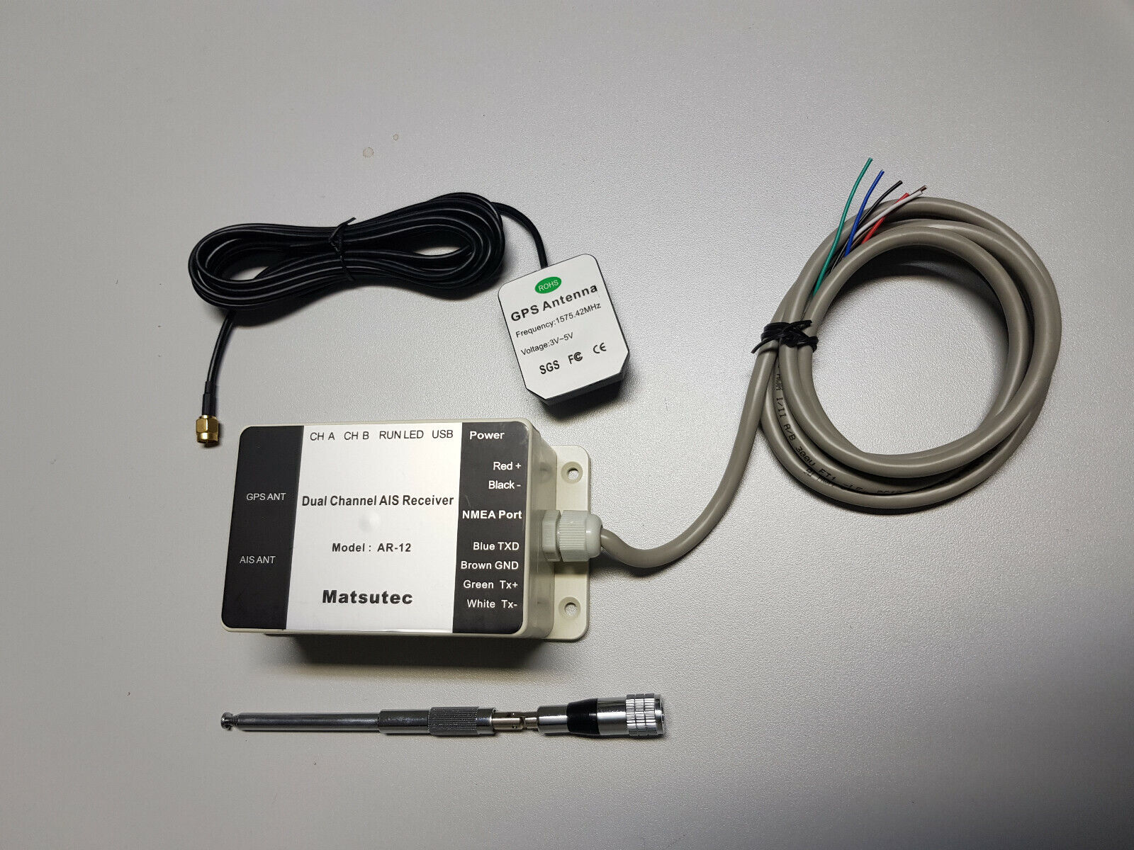 AIS 2 Kanal Receiver Empänger + GPS Antenne für Plotter und PC/Notebook