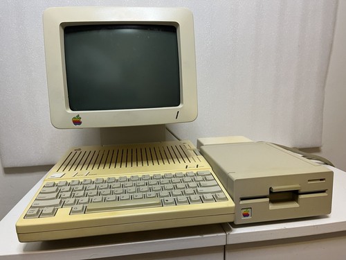 Apple IIc 2c Computer, Computer Monitor, Disk Drive and ManualsのeBay公認 ...