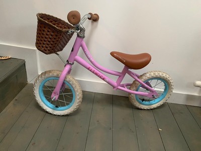 elswick daisy balance bike