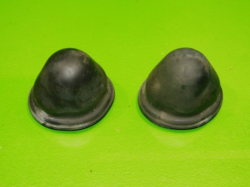 90-93 Integra OEM rear back strut shock rubber caps covers SET