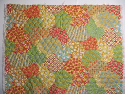 Vtg Granny Quilt Fabric 2.75 yds Wavery Glosheen Quilted Cotton Craft ca 1970