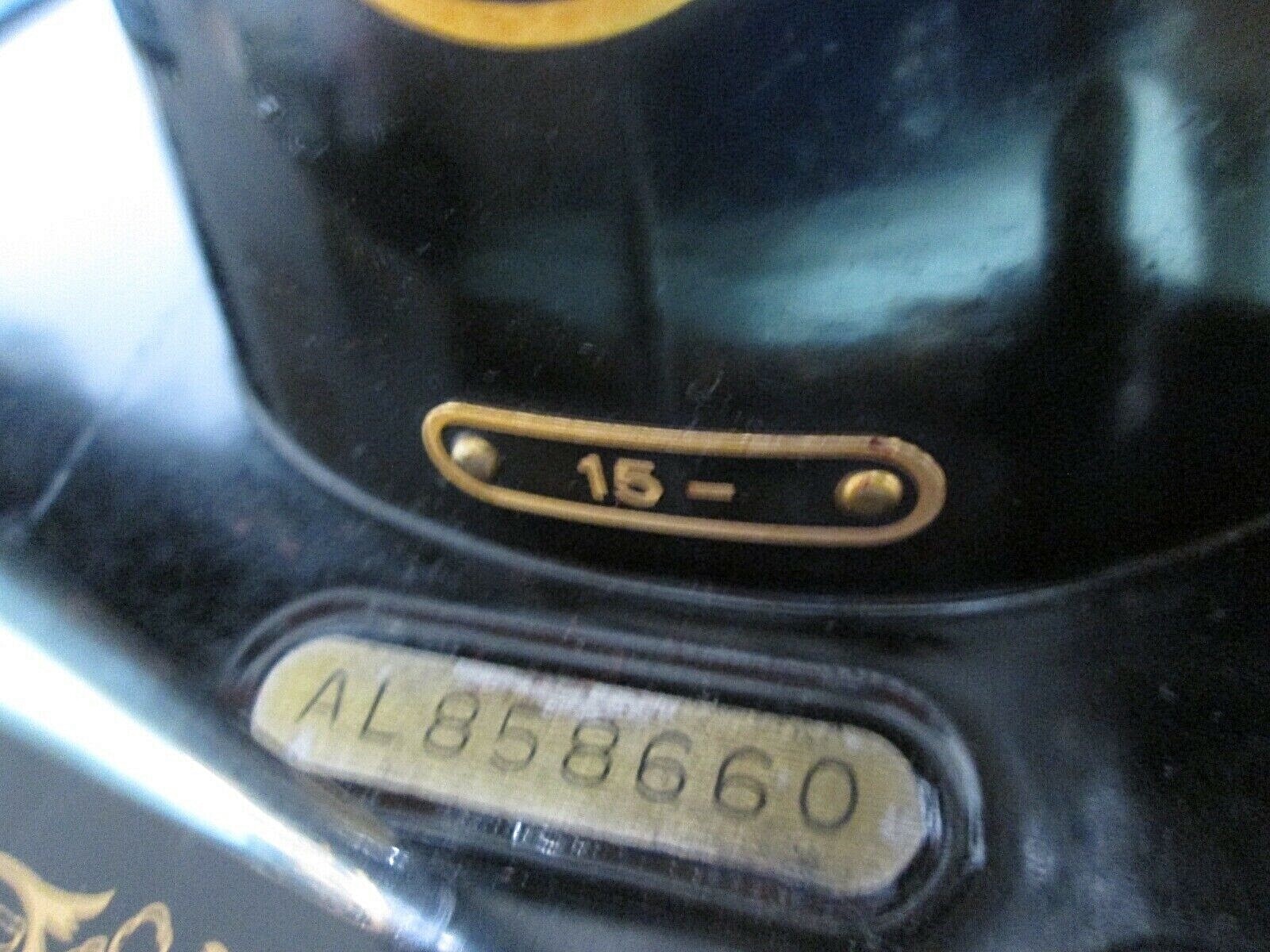 Singer Sewing Machine - 15-91 with Potted Motor & Accessories, Serviced