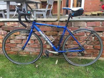 Raleigh Air lite 100 Road Bike Medium 19 Inch Frame! Ready To Ride! Great Bike!
