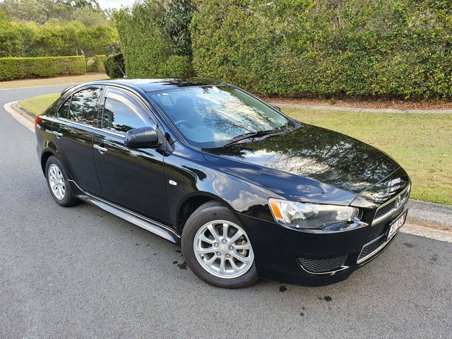 Mitsubishi lancer lx