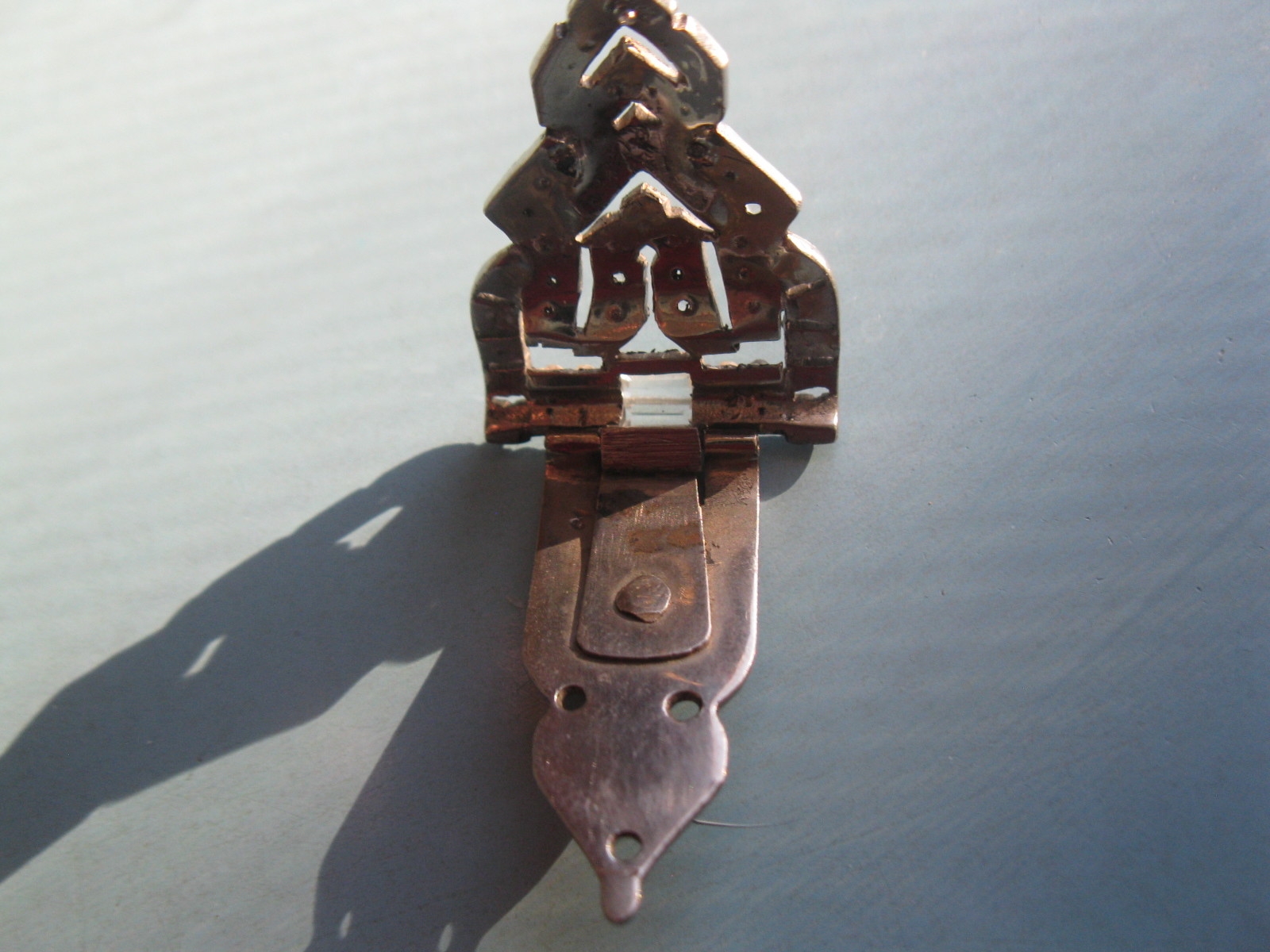 Price reduced! Paris France 800 silver paste dress or fur clip post -1838.