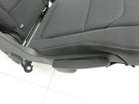 Ford Kuga II 16-19 Sitz Links Hinten Ford Kuga II 16-19 29.09.2017 gebraucht Vorschau 2
