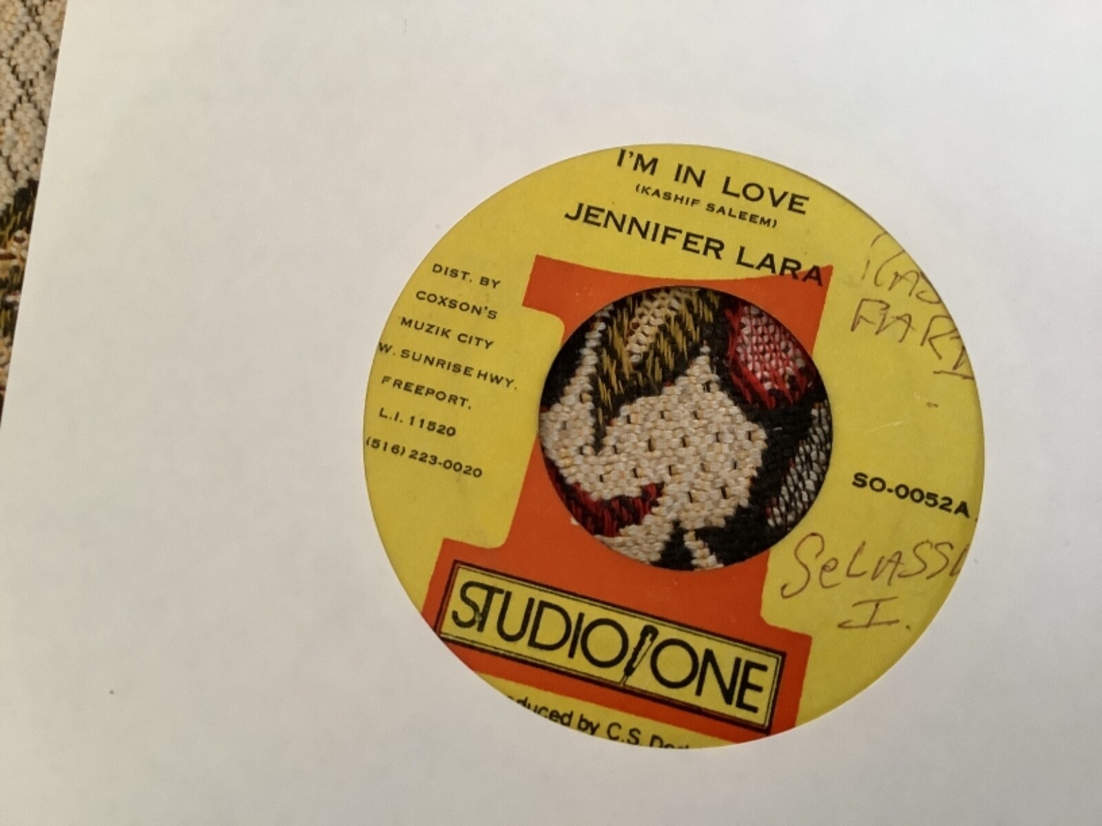 洋楽 Jennifer Lara I'm in Love Studio One JENNIFER LARA - I Am In Love [1981] - YouTube