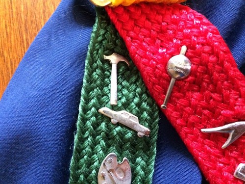 *Vintage 83 Cub Scouts  BSA Blue Uniform Shirt 14 Patches 3 ribbons 15 pins