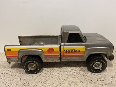 Vintage 1970/80 s Tonka Pressed Steel Pickup Truck With XR-101 Removable Wheels