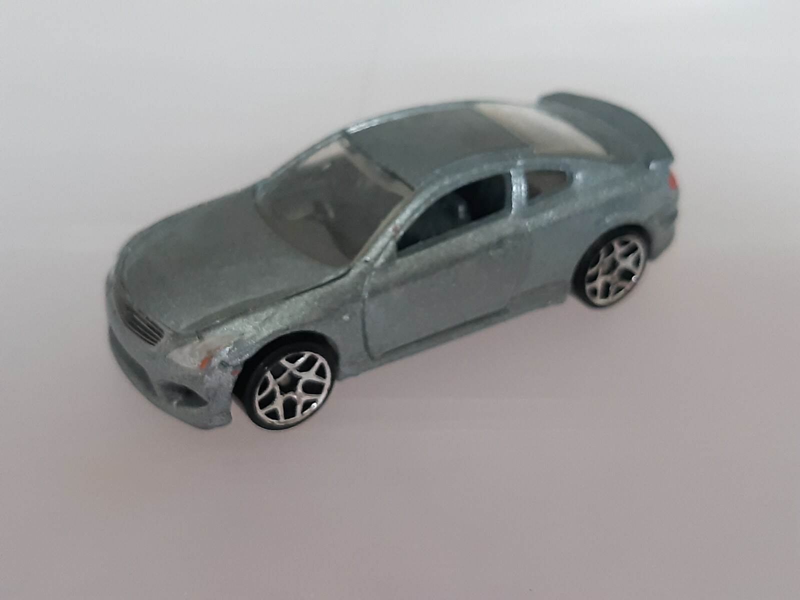 Infiniti G37 ルースミニカー 7台セット　Hot Wheels Amazon.com: Hot Wheels Infiniti G37 Black 2012 Faster Than