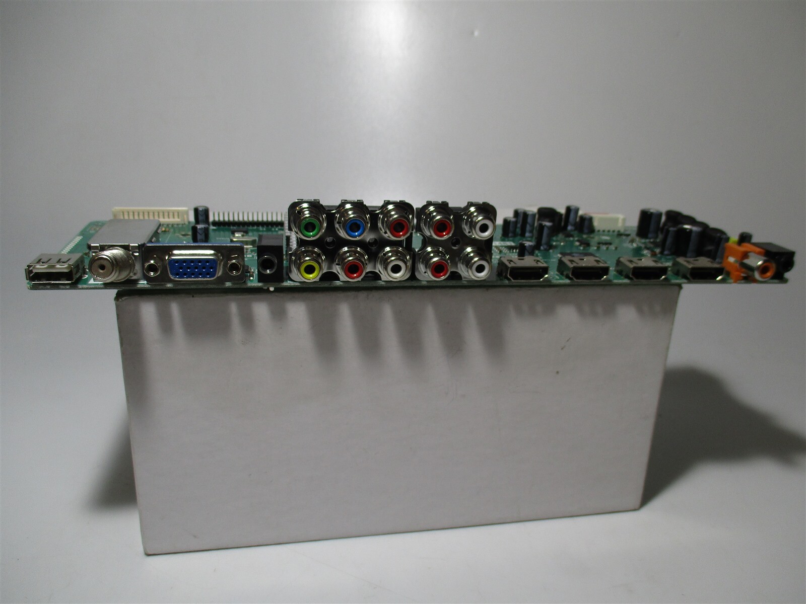 RCA (46RE01TC81ELNA0-A1) Main PCB I/O Video Board (Not Working - Parts Only)