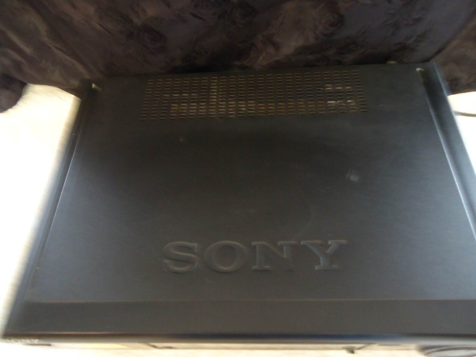 SONY HI-FI STEREO 4 HEAD VCR / AUTO HEAD CLEANER MODEL SLV-775HF ( no remote )