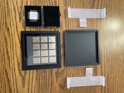 Intel MX80960MX Die Integrated Circuit, 12 pieces new, plus GBL collector piece